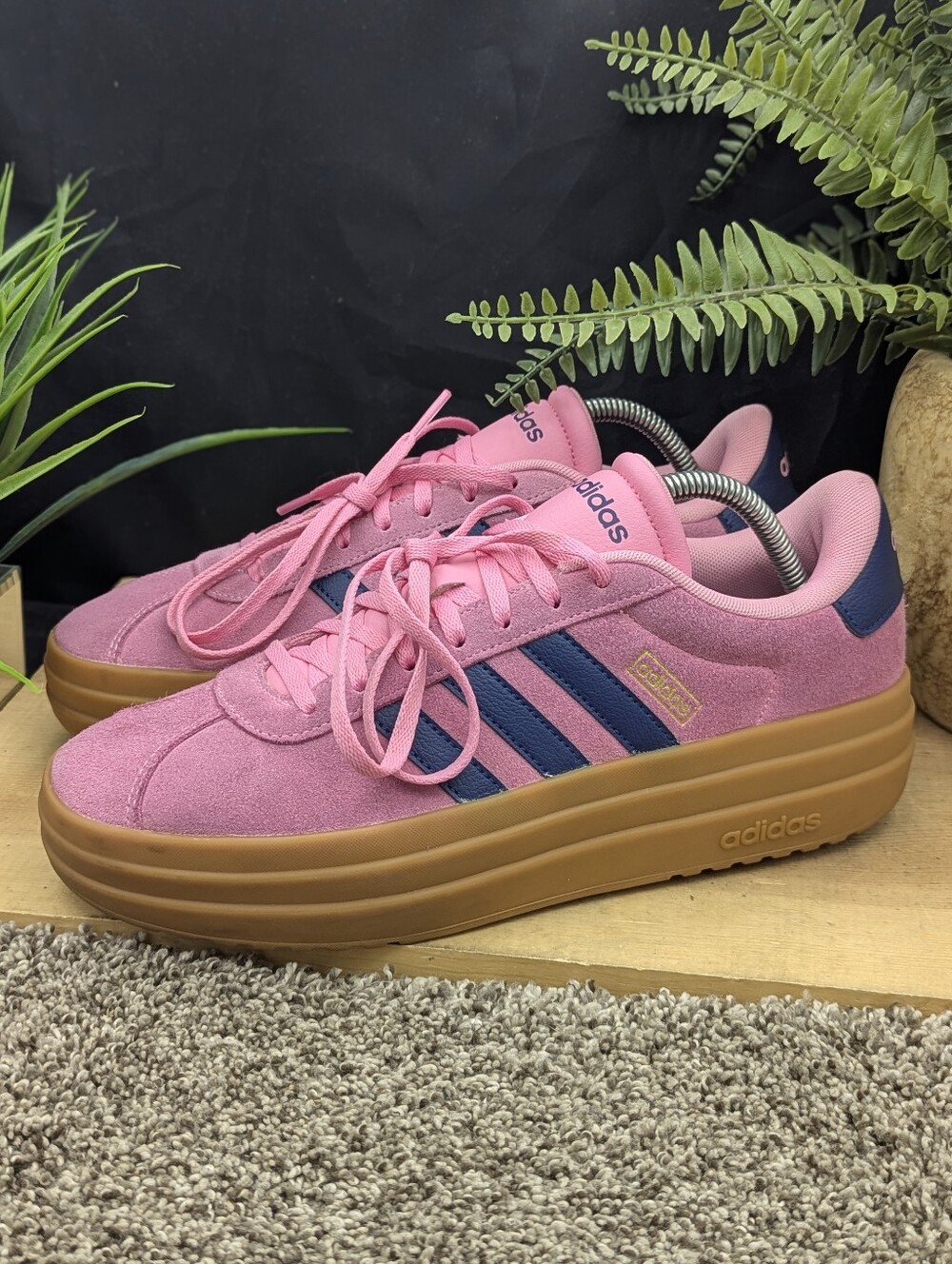 Adidas VL Court Bold Pink Women's Size 10 Gum Sole Platform Casual Comfort Shoes
